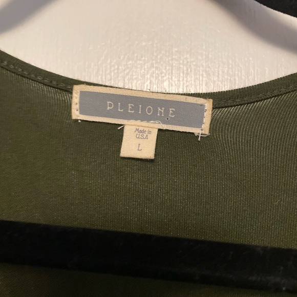 Pleione Olive Green Women’s Cardigan Ruffle Long Sleeve Sweater Size Large - Picture 4 of 5